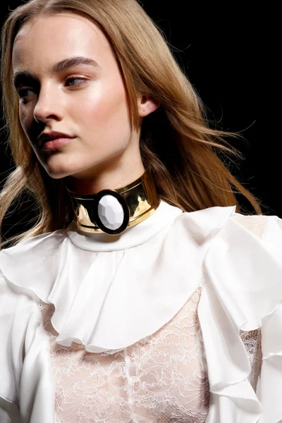 Look 90